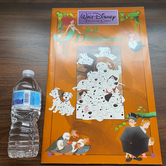 101 DALMATIANS Jumbo Book Illustrated Disney Vintage Classic Fairy Tale Story 🐶 - Picture 4 of 5